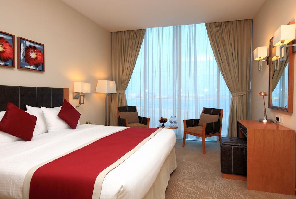 Golden Tulip - Al Jubail Otel Dış mekan fotoğraf