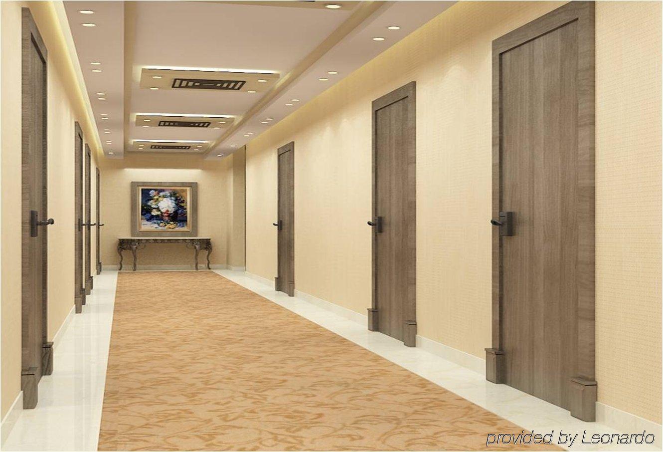 Golden Tulip - Al Jubail Otel İç mekan fotoğraf