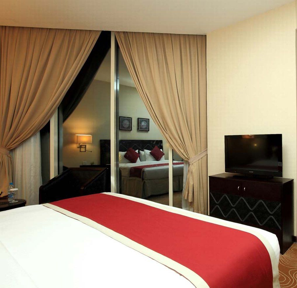 Golden Tulip - Al Jubail Otel Dış mekan fotoğraf