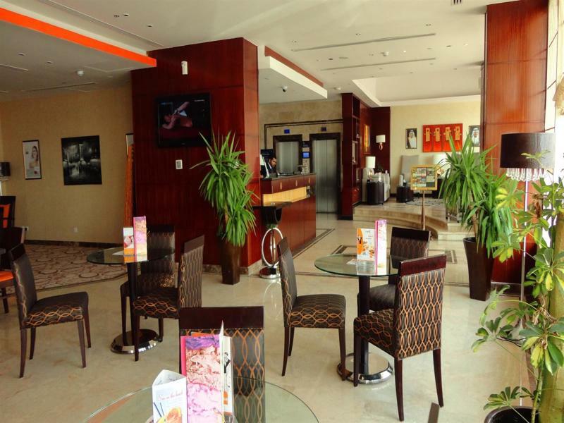 Golden Tulip - Al Jubail Otel Dış mekan fotoğraf