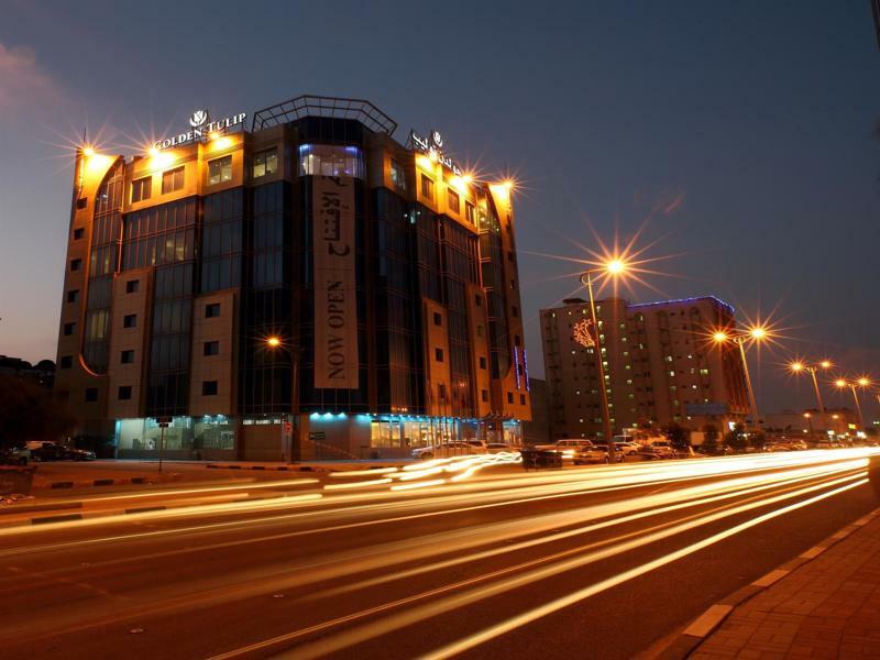Golden Tulip - Al Jubail Otel Dış mekan fotoğraf