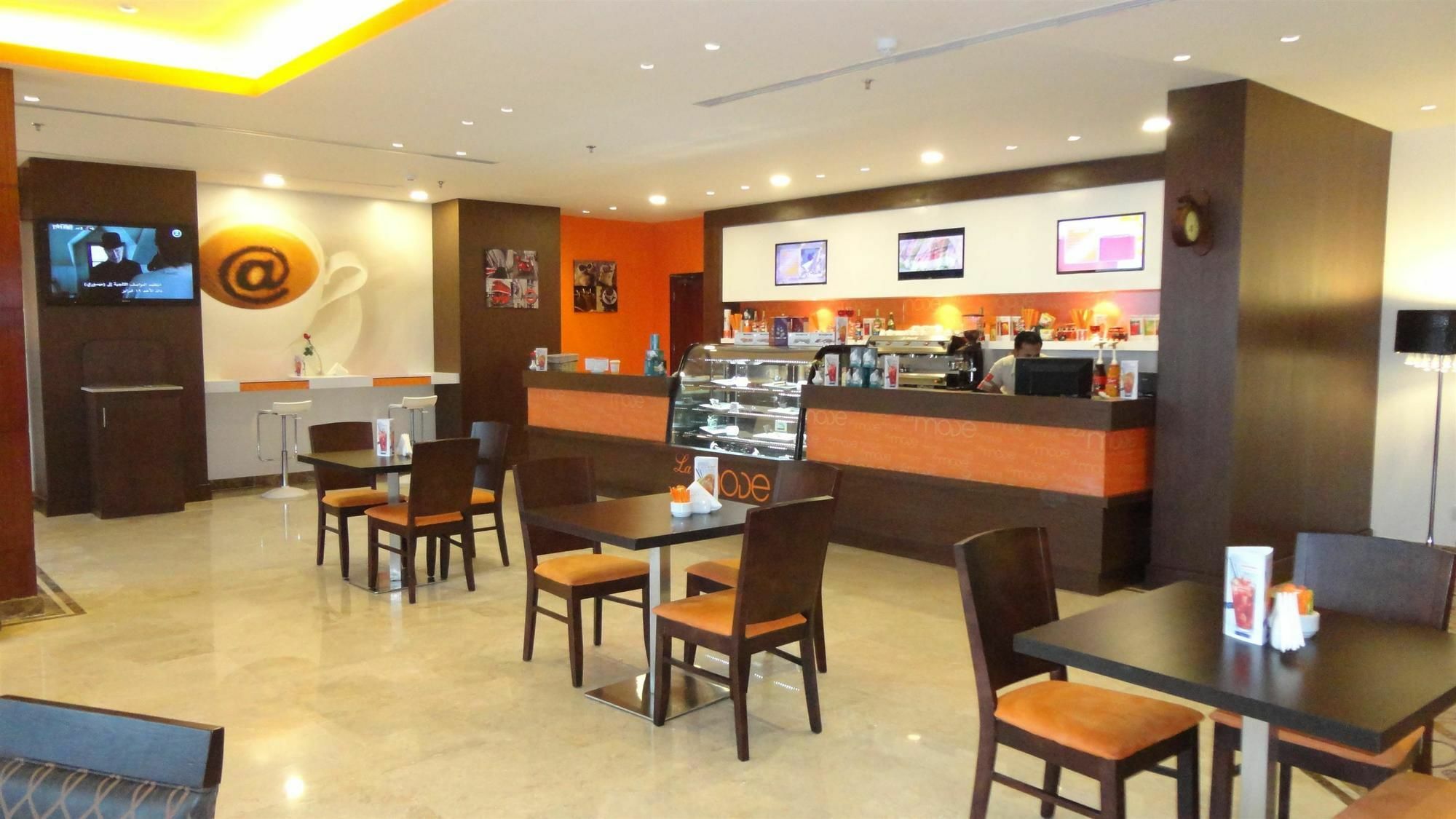 Golden Tulip - Al Jubail Otel Dış mekan fotoğraf